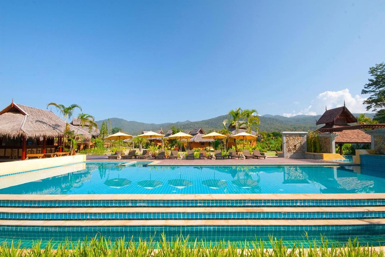 Pai Hotsprings Spa Resort Eksteriør bilde